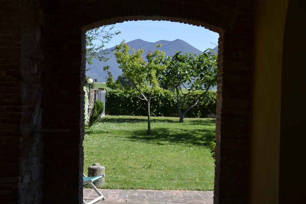 B&B Glicine E Luna Cascina Extérieur photo